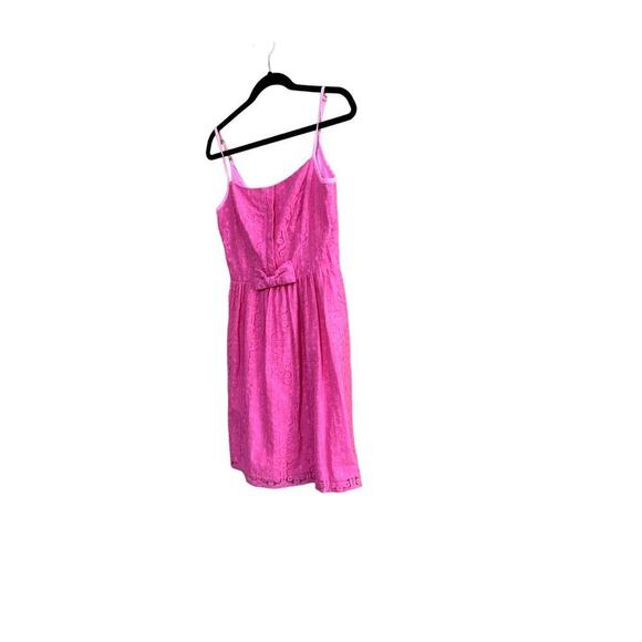 Lilly Pulitzer "Antonia Dress in Fiesta Pink Daisy" size 4 lace with front bow - Picture 4 of 8